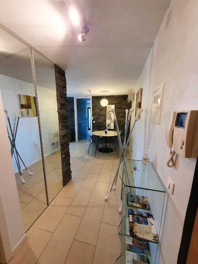 Lucia Exclusive With Parking In The Garage Apartment Porec Exterior photo
