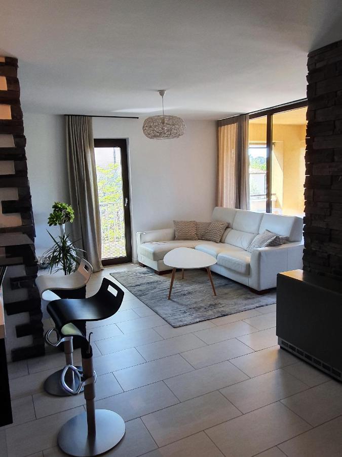 Lucia Exclusive With Parking In The Garage Apartment Porec Exterior photo