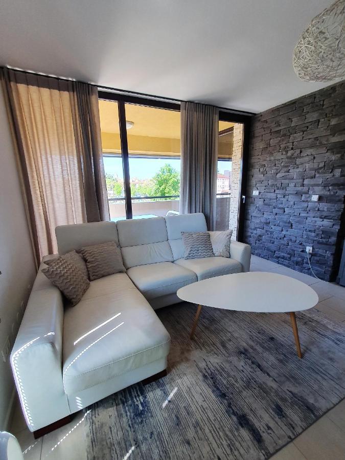 Lucia Exclusive With Parking In The Garage Apartment Porec Exterior photo