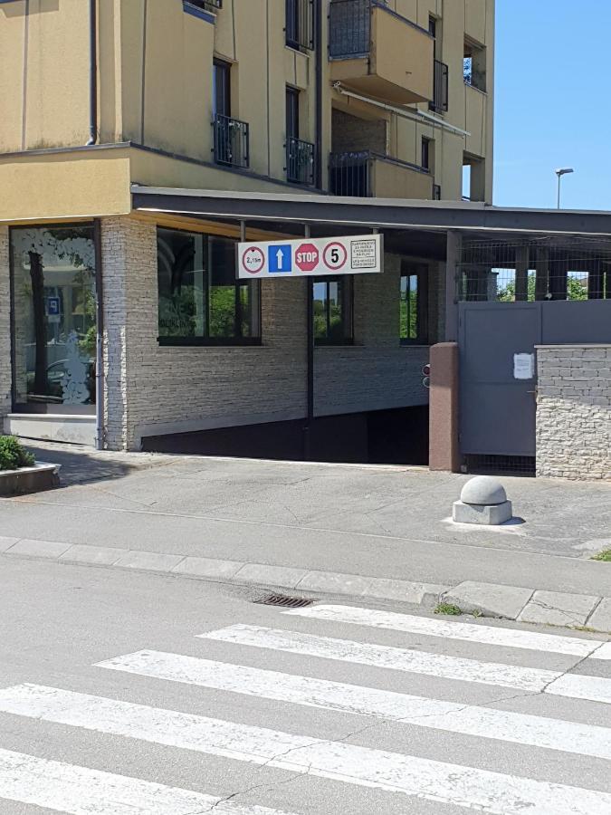 Lucia Exclusive With Parking In The Garage Apartment Porec Exterior photo